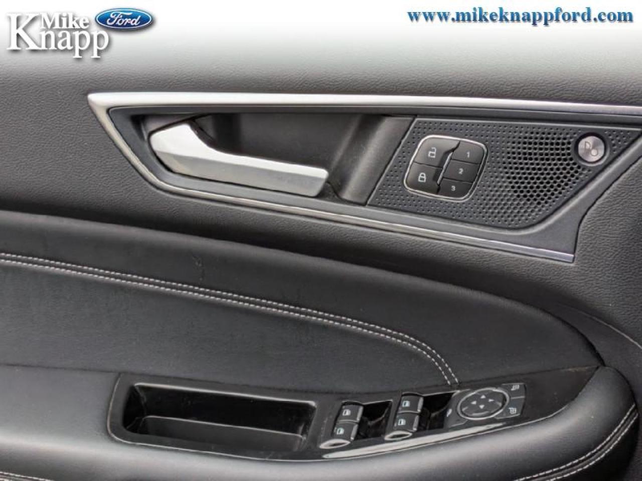 2019 Ford Edge Titanium AWD Photo