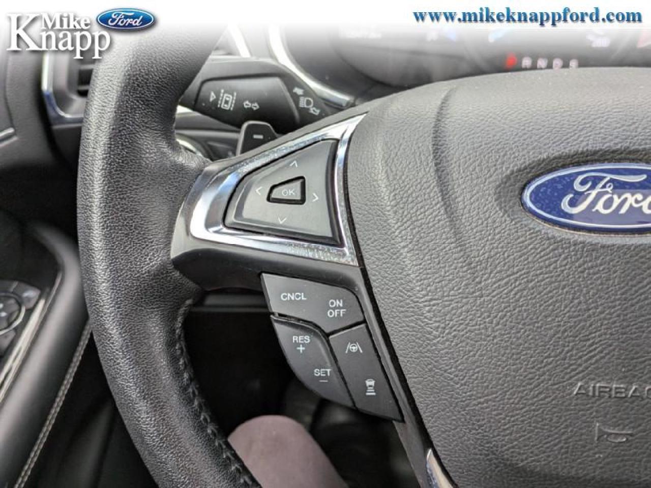 2019 Ford Edge Titanium AWD Photo