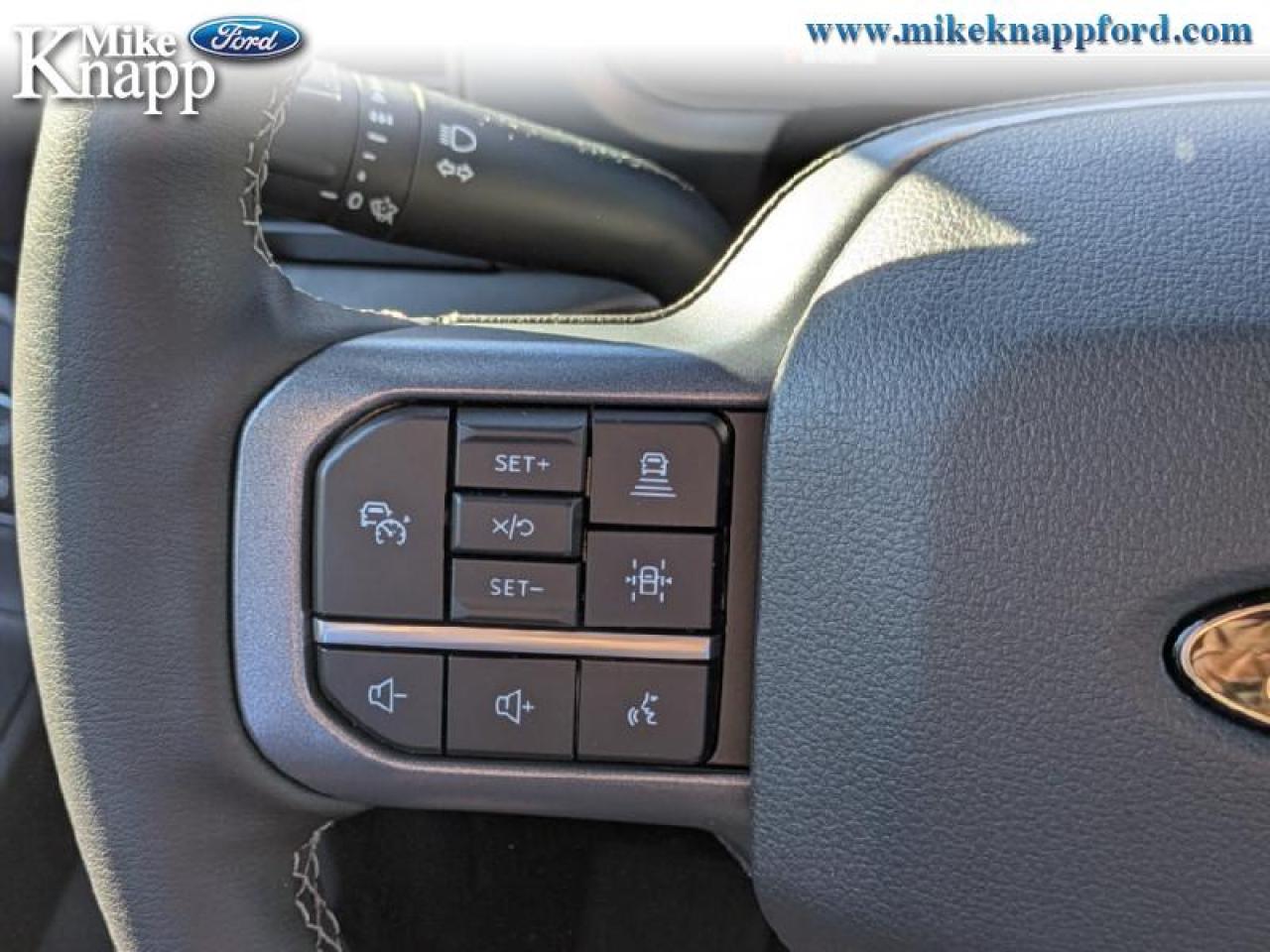 2025 Ford F-150 Lariat Photo