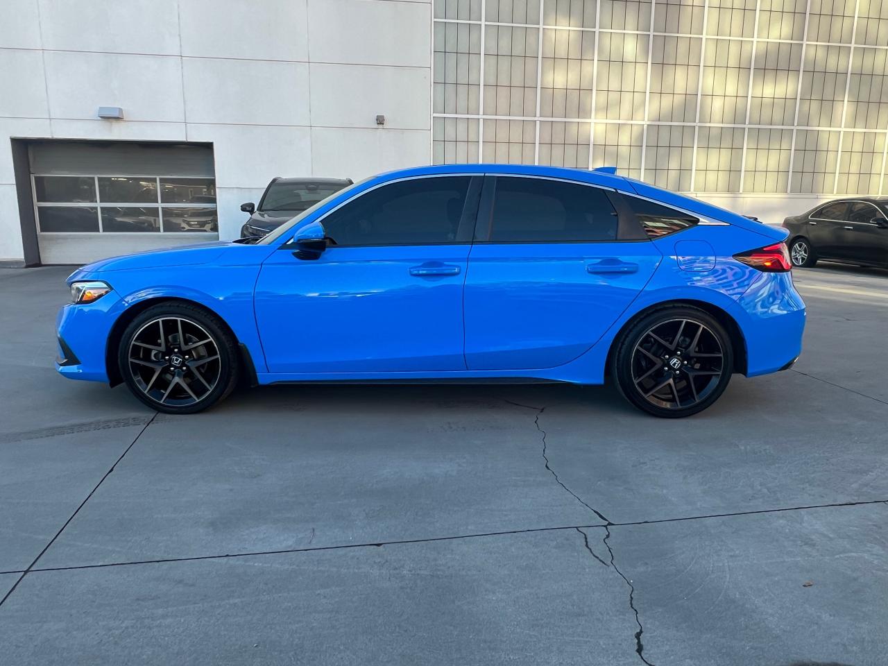 2022 Honda Civic Sport 4dr Hatchback Photo2