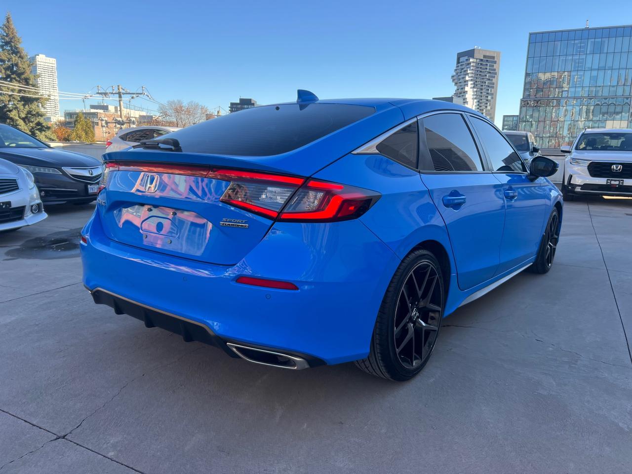 2022 Honda Civic Sport 4dr Hatchback Photo