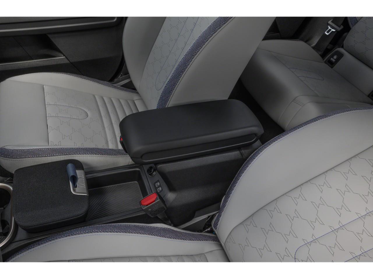 2025 MINI SE Countryman Base 4dr All-Wheel Drive ALL4 Sport Utility Photo