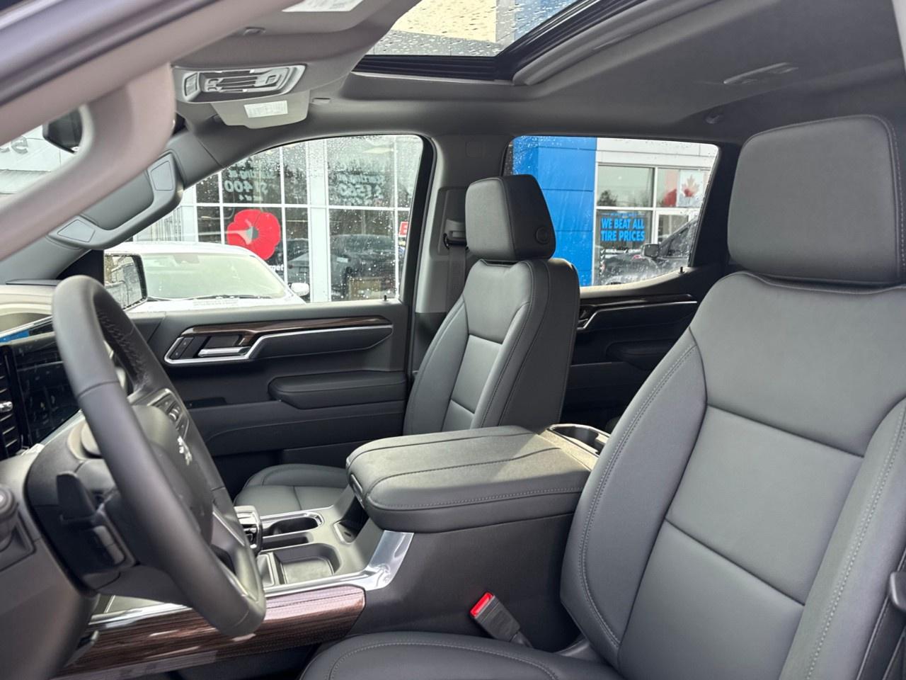 2026 Chevrolet Silverado 1500 Crew Cab Short Box 4-Wheel Drive RST Photo