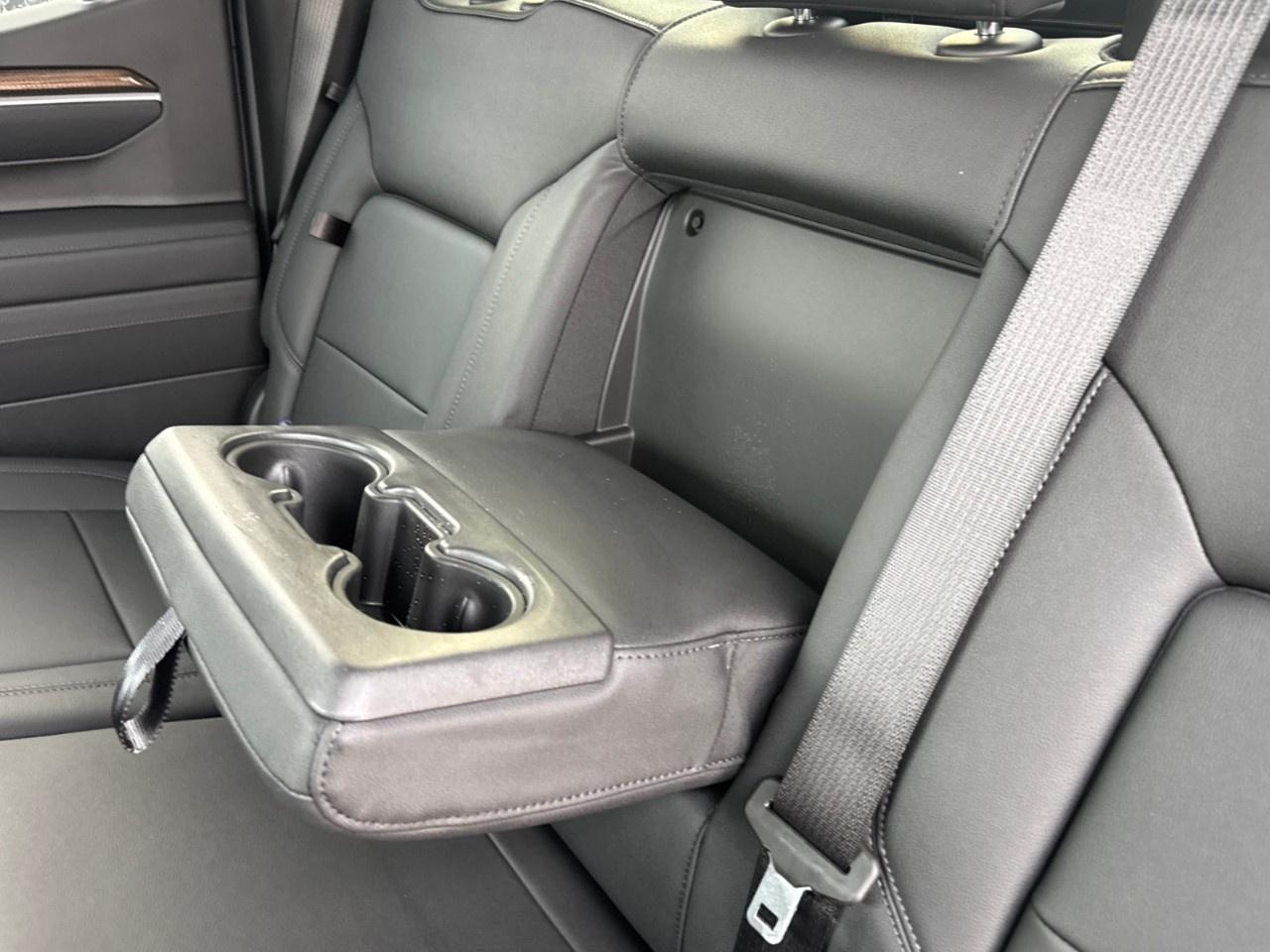 2026 Chevrolet Silverado 1500 Crew Cab Short Box 4-Wheel Drive RST Photo