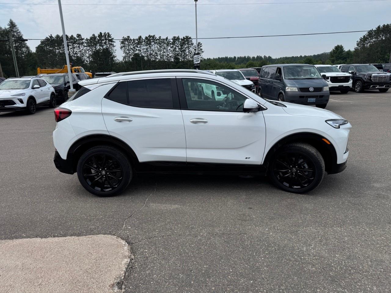 2026 Buick Encore GX Sport Touring AWD Photo3