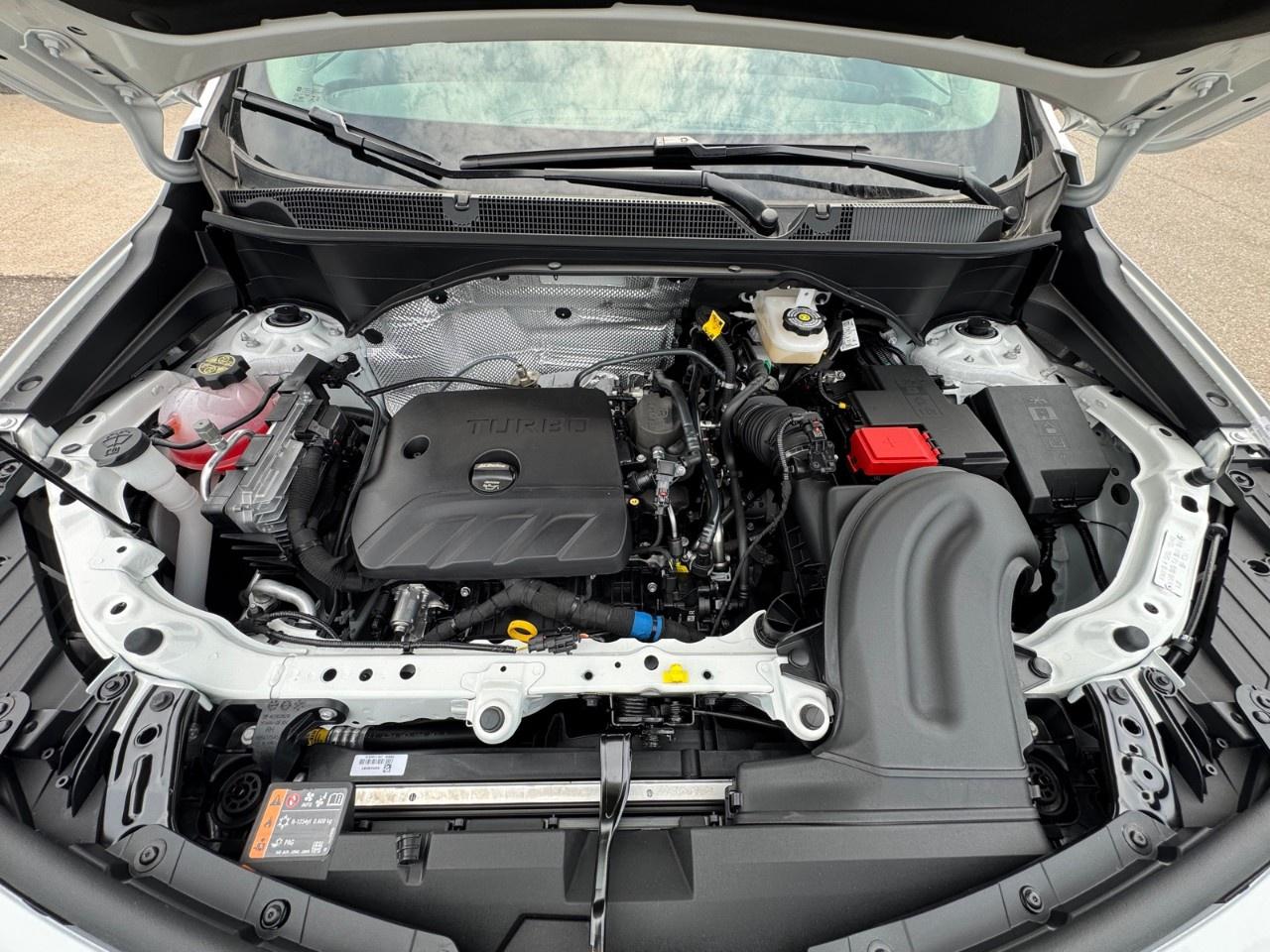 2026 Buick Encore GX Sport Touring AWD Photo