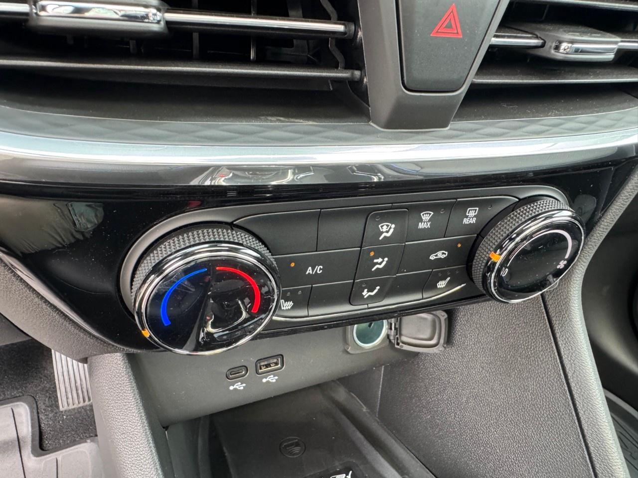 2026 Buick Encore GX Sport Touring AWD Photo