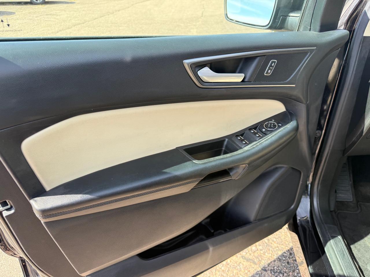 2020 Ford Edge SE 4dr All-Wheel Drive Photo