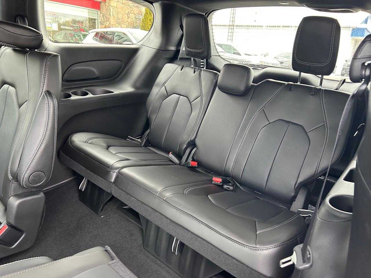 2026 Chrysler Grand Caravan SXT Front-Wheel Drive Passenger Van Photo