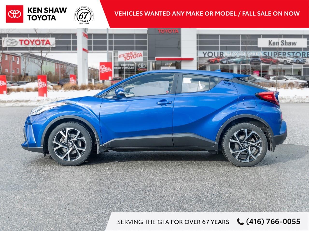 2020 Toyota C-HR XLE Premium 4dr Front-Wheel Drive Sport Utility Photo3