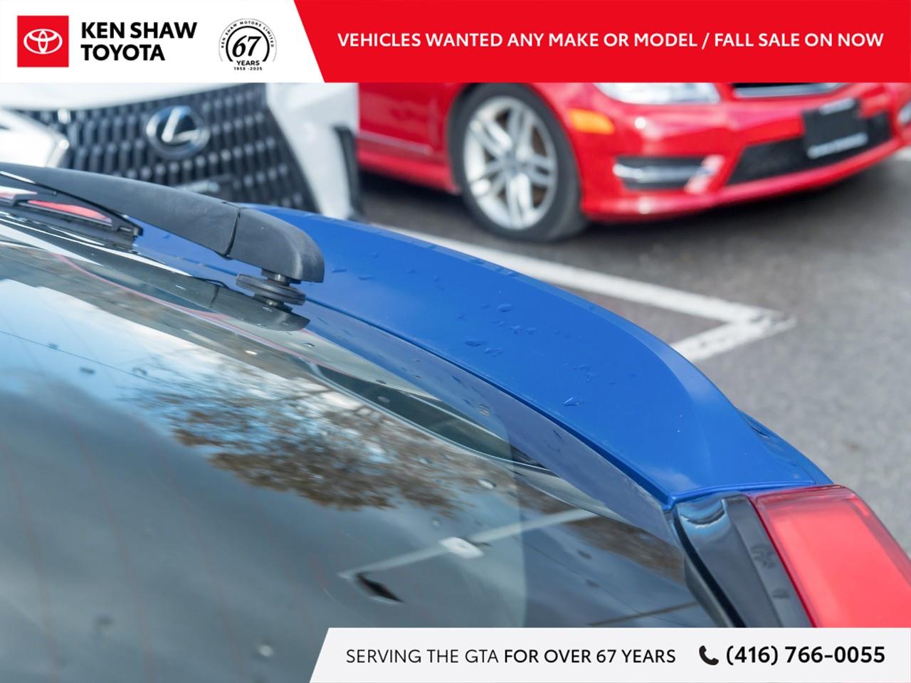 2020 Toyota C-HR XLE Premium 4dr Front-Wheel Drive Sport Utility Photo