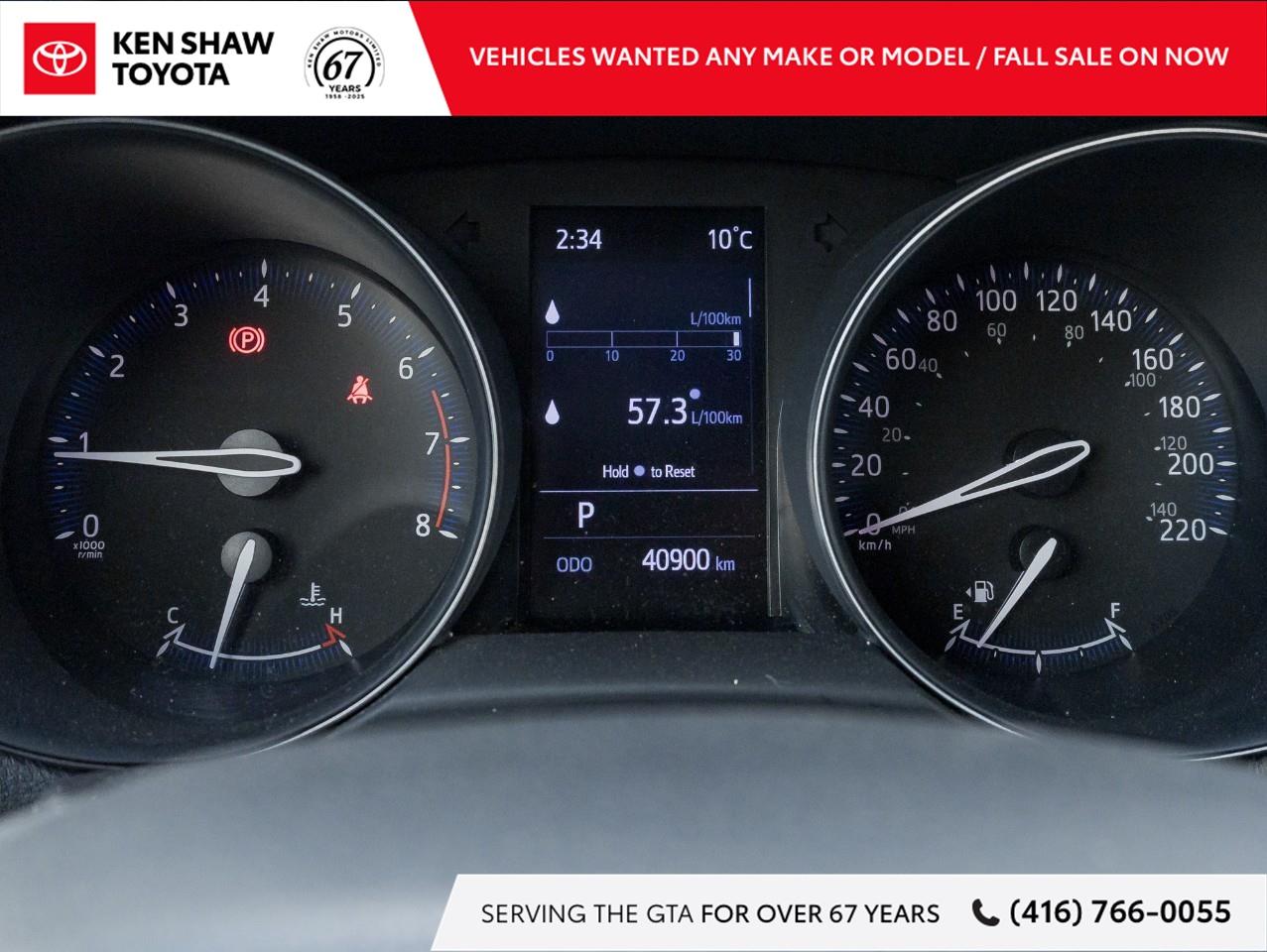 2020 Toyota C-HR XLE Premium 4dr Front-Wheel Drive Sport Utility Photo