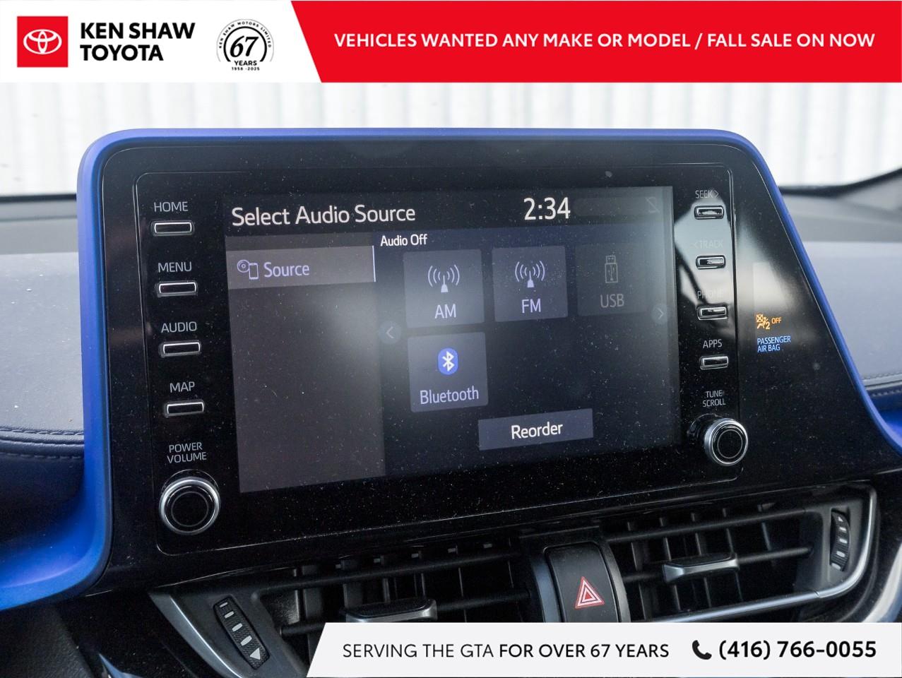 2020 Toyota C-HR XLE Premium 4dr Front-Wheel Drive Sport Utility Photo