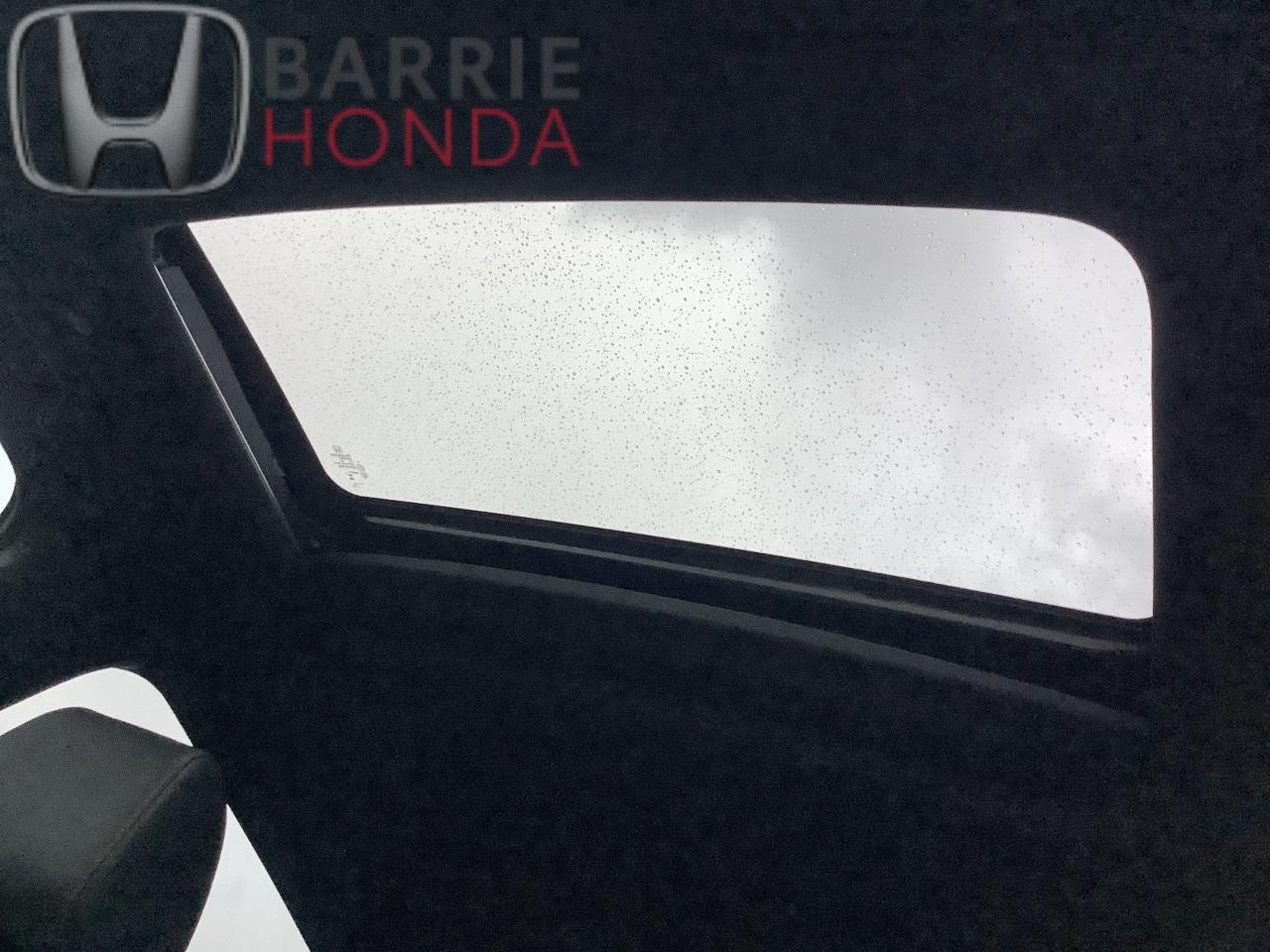 2024 Honda CR-V Hybrid Touring 4dr All-Wheel Drive Photo4