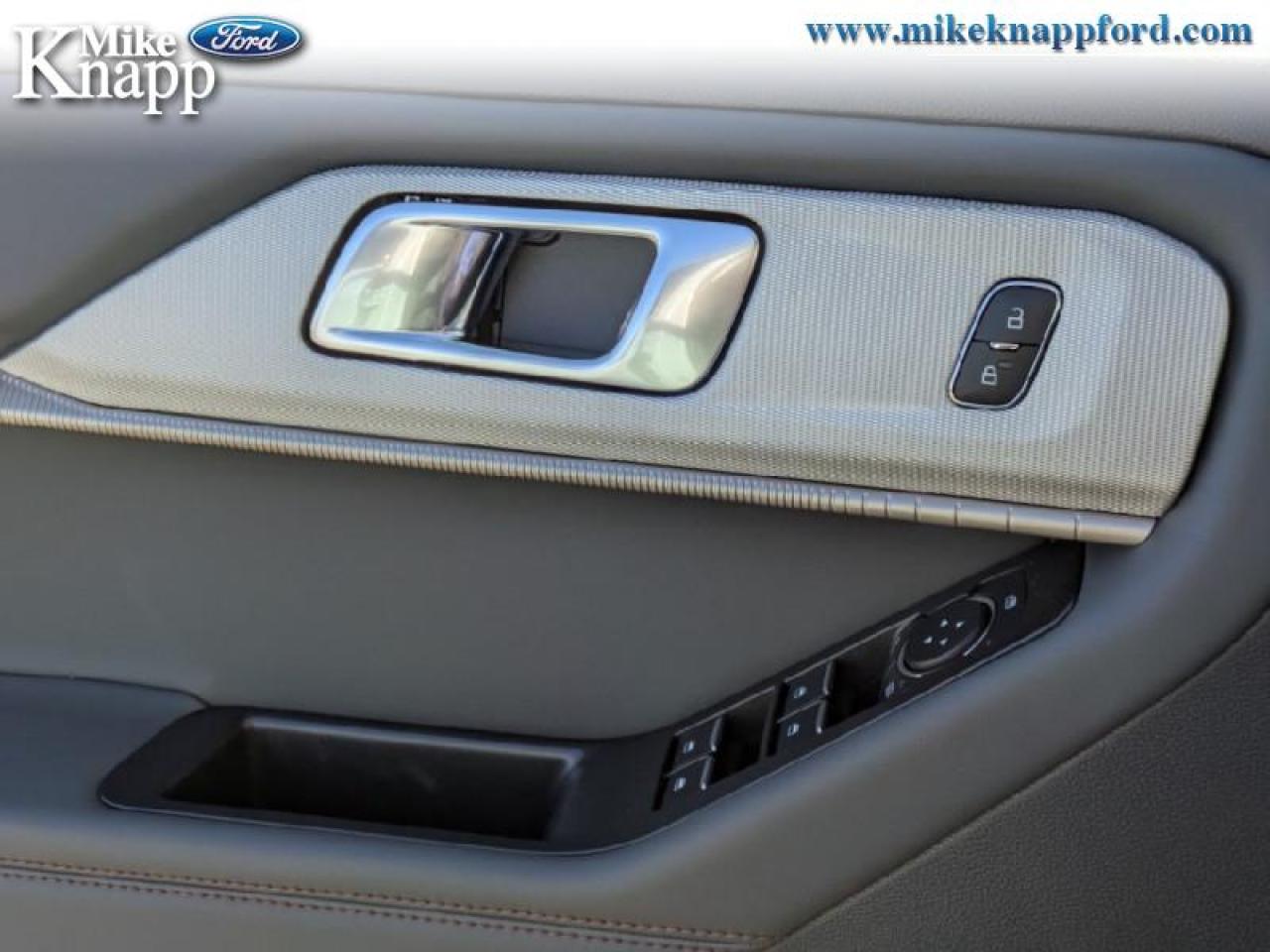 2026 Ford Explorer Active Photo