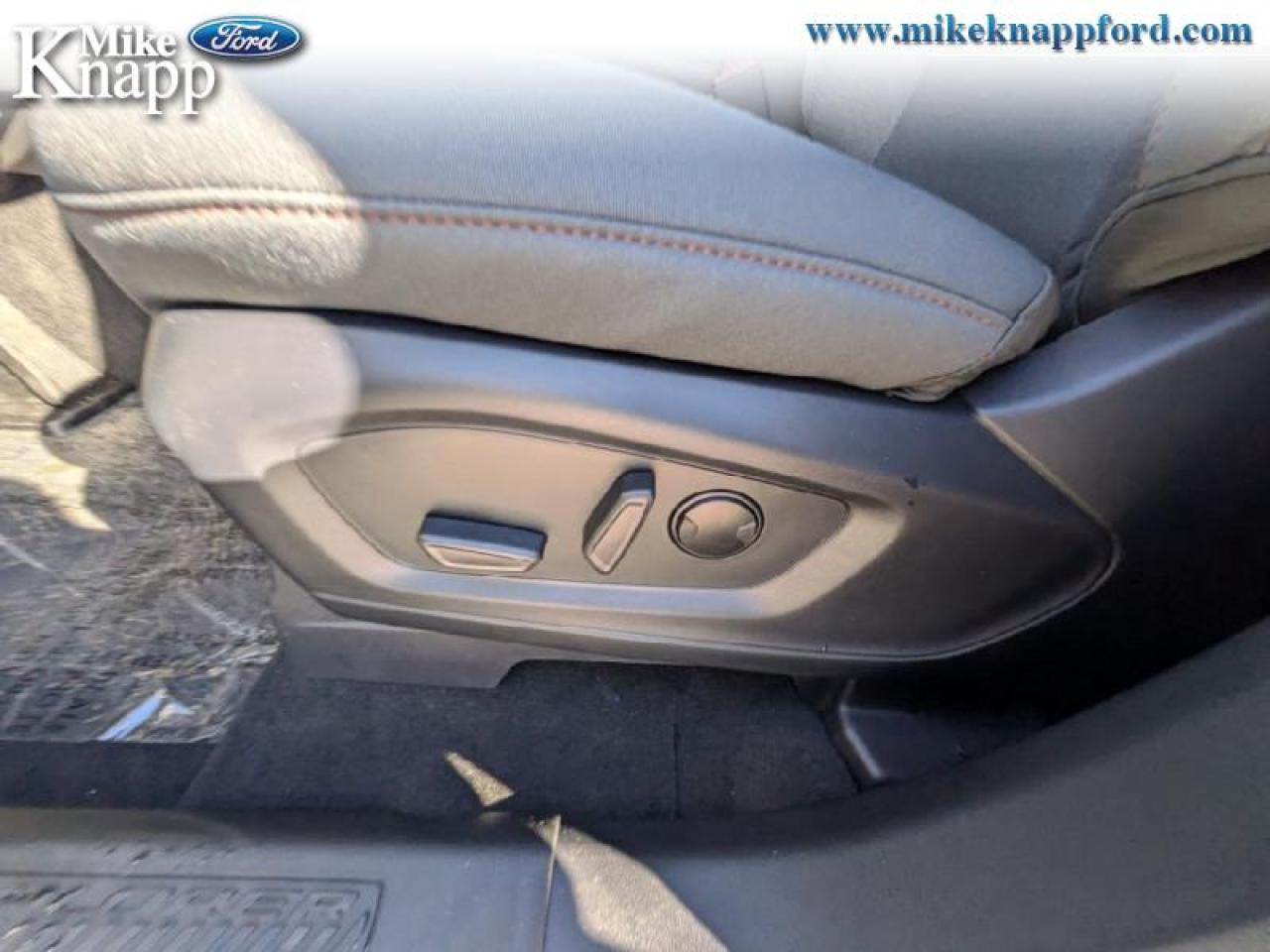 2026 Ford Explorer Active Photo