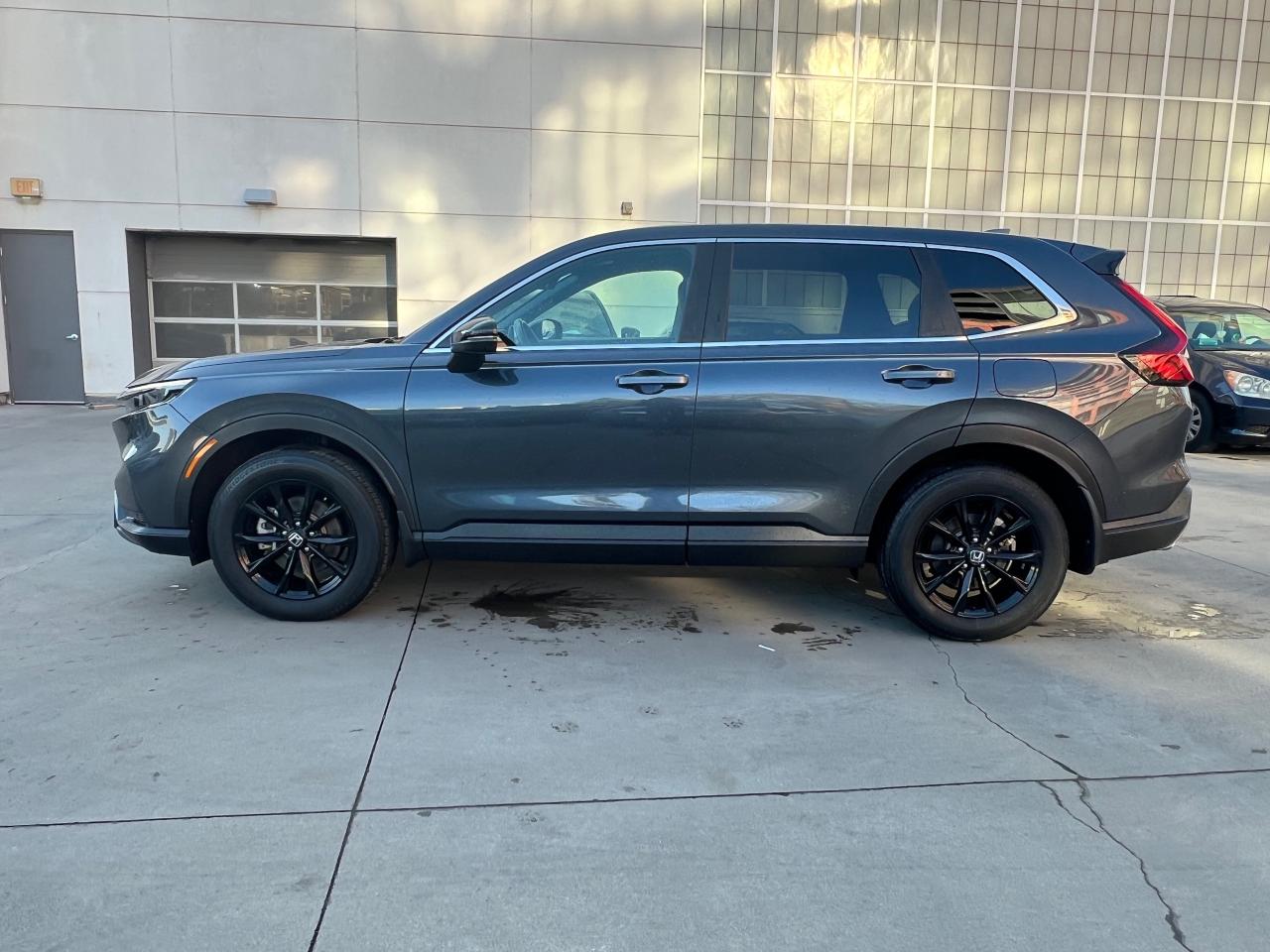 2024 Honda CR-V Hybrid EX-L 4dr All-Wheel Drive Photo