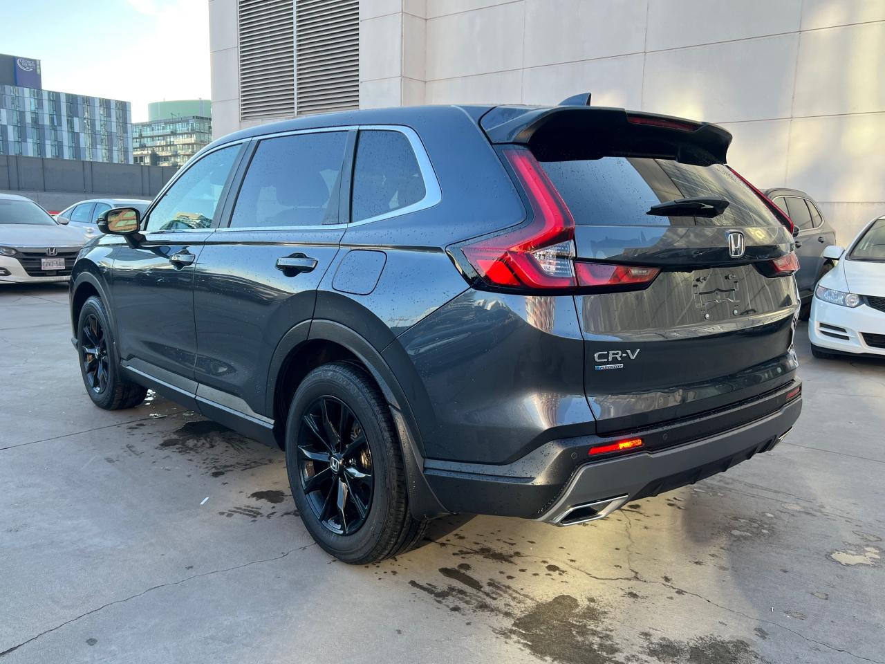 2024 Honda CR-V Hybrid EX-L 4dr All-Wheel Drive Photo4