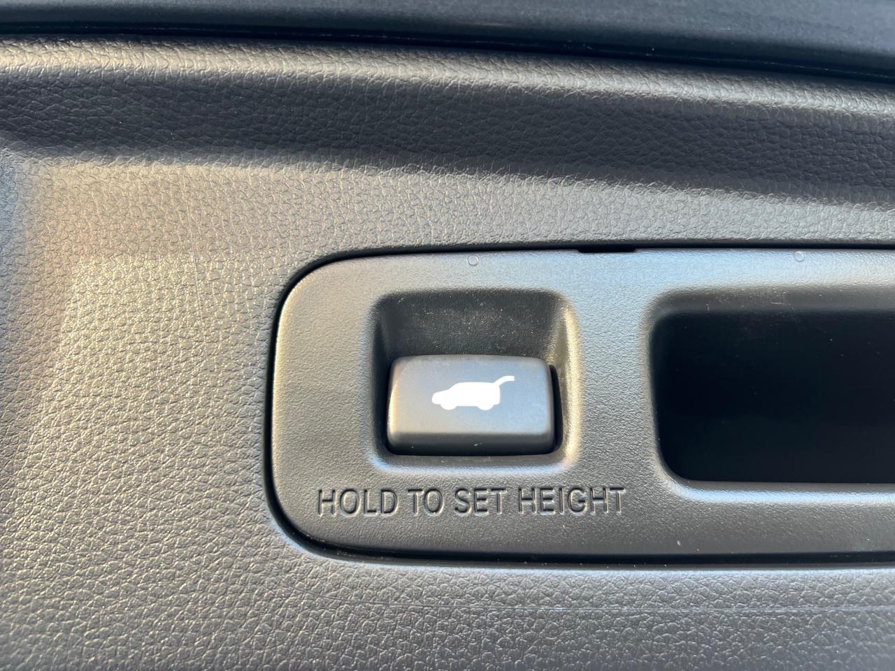 2024 Honda CR-V Hybrid EX-L 4dr All-Wheel Drive Photo