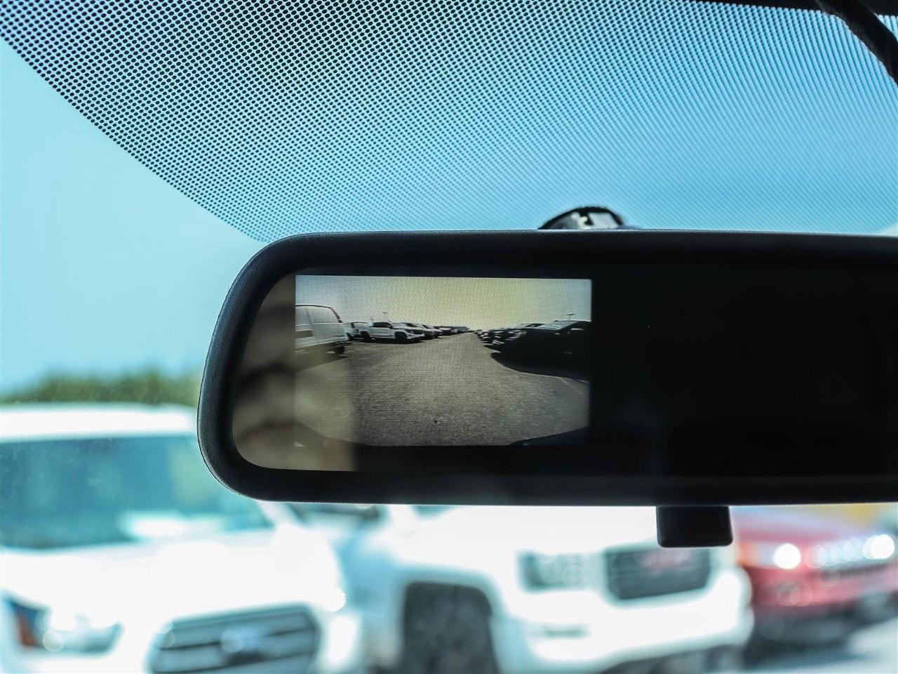 2025 GMC Savana Cargo Van 2500 Extended Wheelbase Rear-Wheel Drive Photo