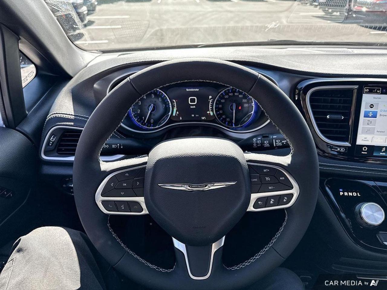 2026 Chrysler Pacifica Select All-Wheel Drive Passenger Van Photo