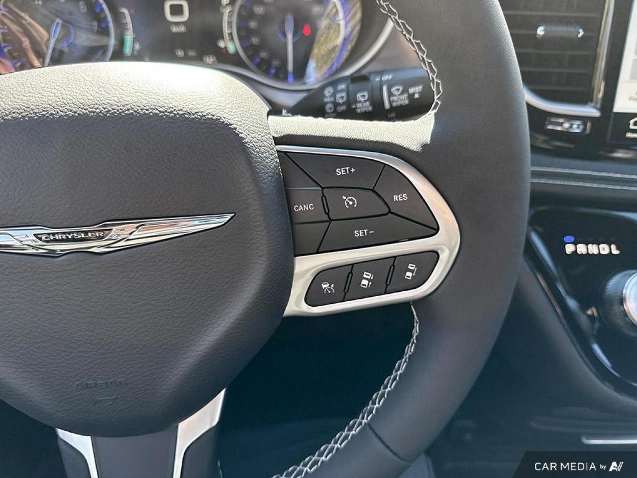 2026 Chrysler Pacifica Select All-Wheel Drive Passenger Van Photo