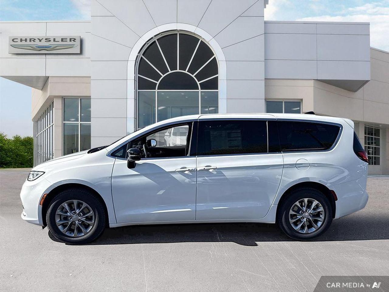2026 Chrysler Pacifica Select All-Wheel Drive Passenger Van Photo2