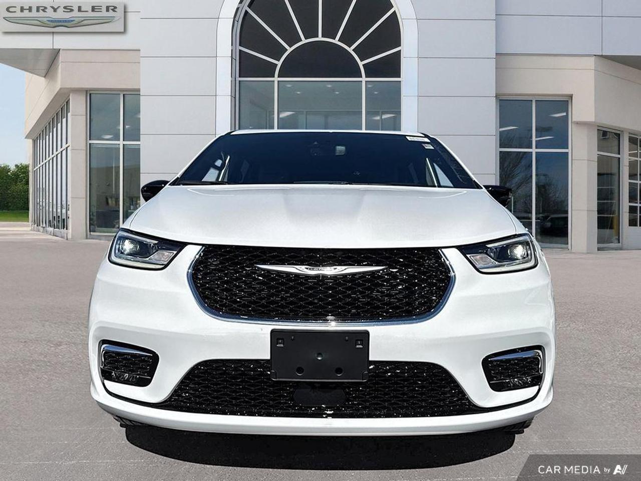 2026 Chrysler Pacifica Select All-Wheel Drive Passenger Van Photo