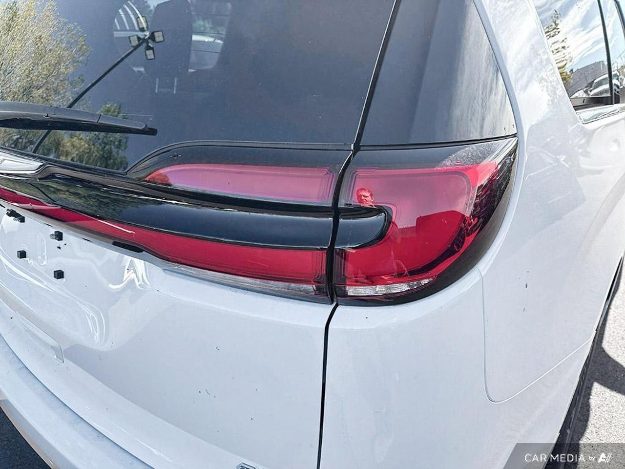 2026 Chrysler Pacifica Select All-Wheel Drive Passenger Van Photo