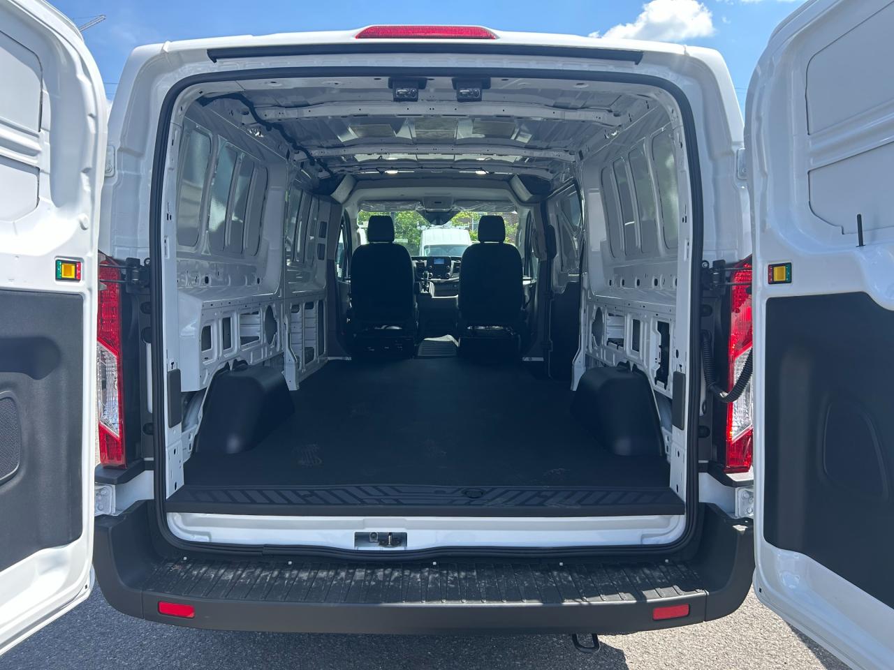 2025 Ford Transit-150 Cargo Base Rear-Wheel Drive Low Roof Van 148 in. WB Photo