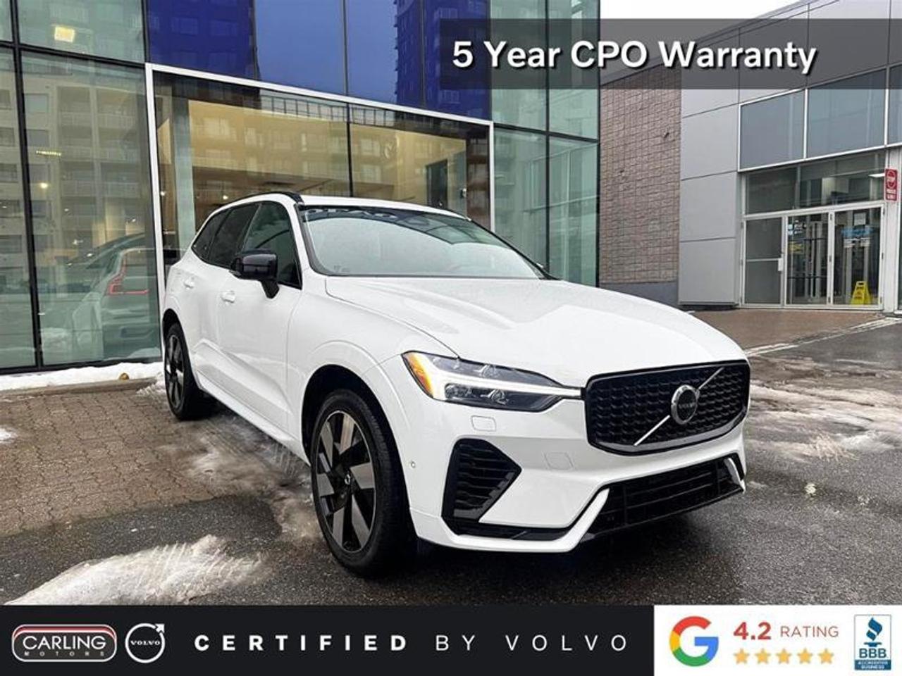 2024 Volvo XC60 Recharge T8 eAWD PHEV Plus Dark Theme Photo
