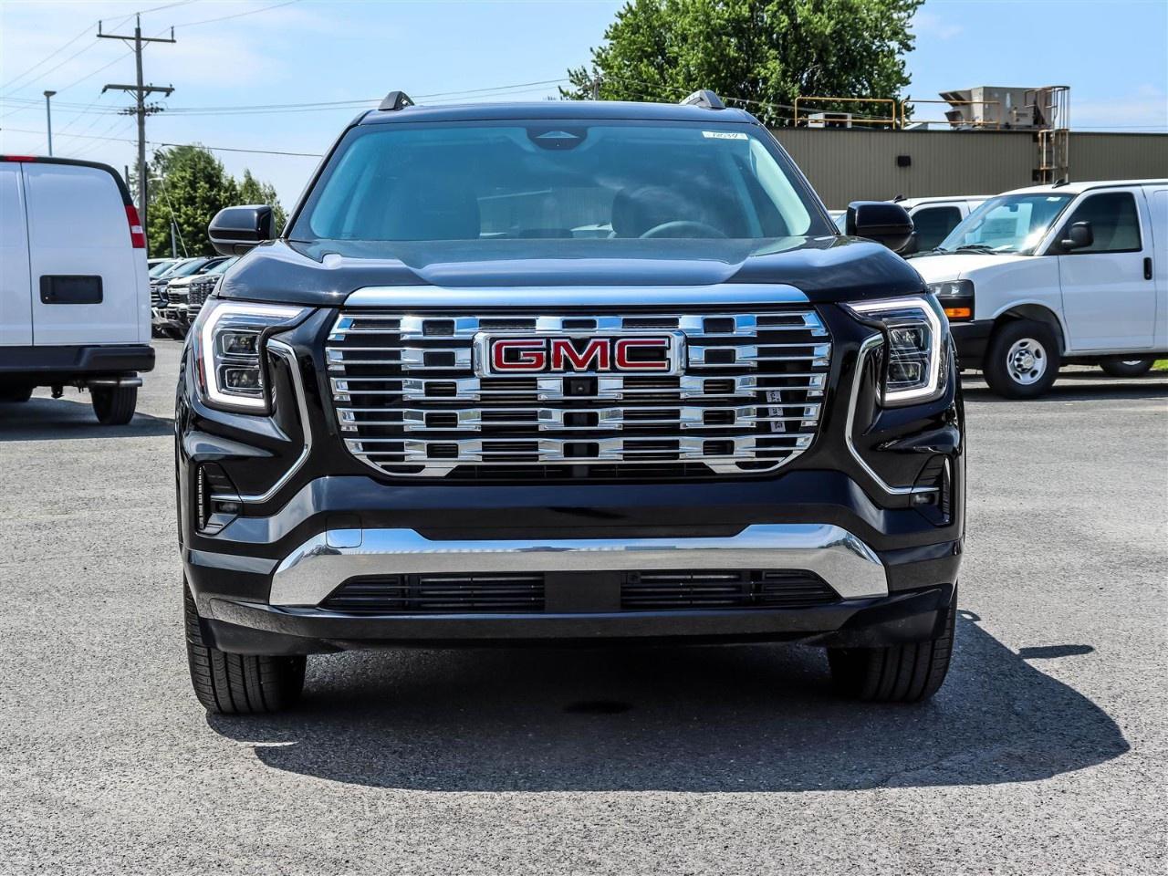 2026 GMC Terrain AWD Denali Photo