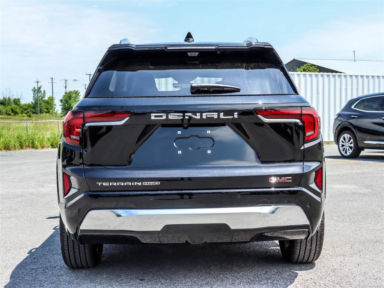 2026 GMC Terrain AWD Denali Photo3