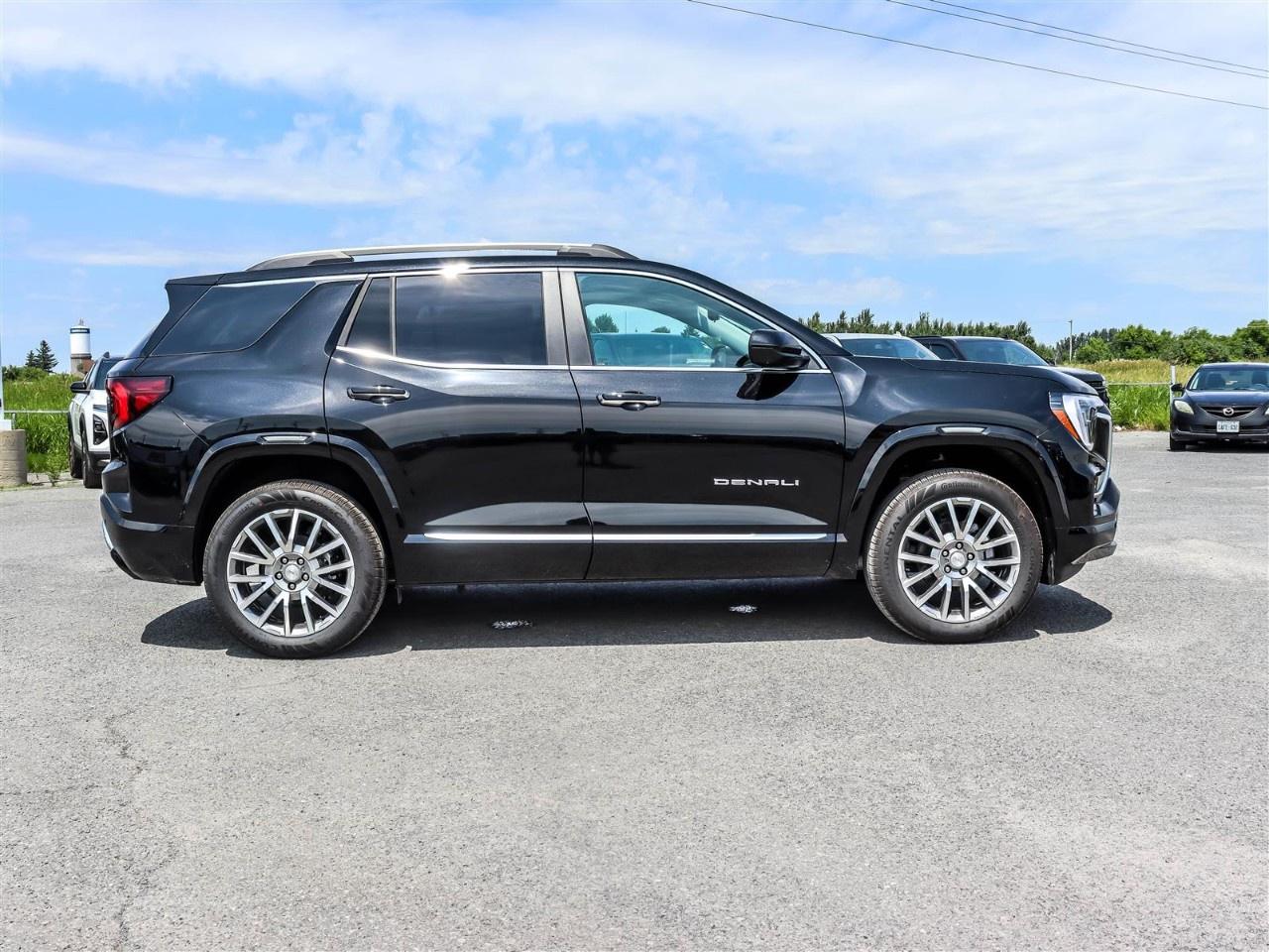 2026 GMC Terrain AWD Denali Photo4