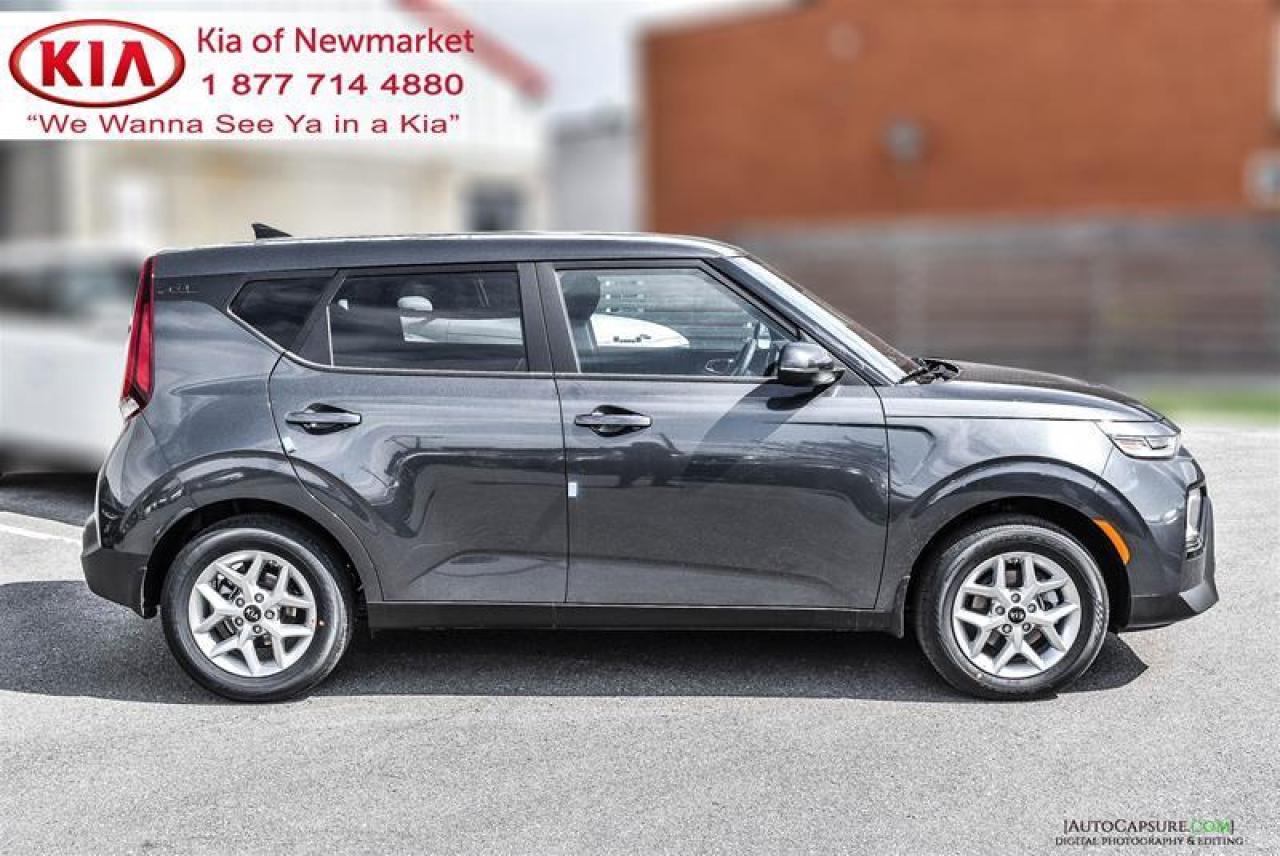 2021 Kia Soul EX 4dr Hatchback Photo3