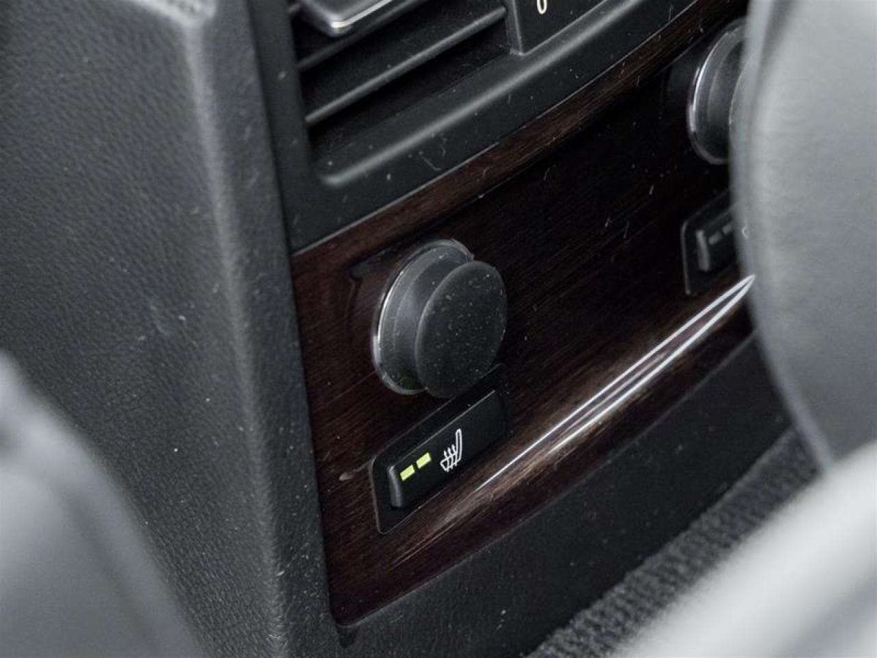 2009 BMW 528 i 4dr Rear-wheel Drive Sedan Photo