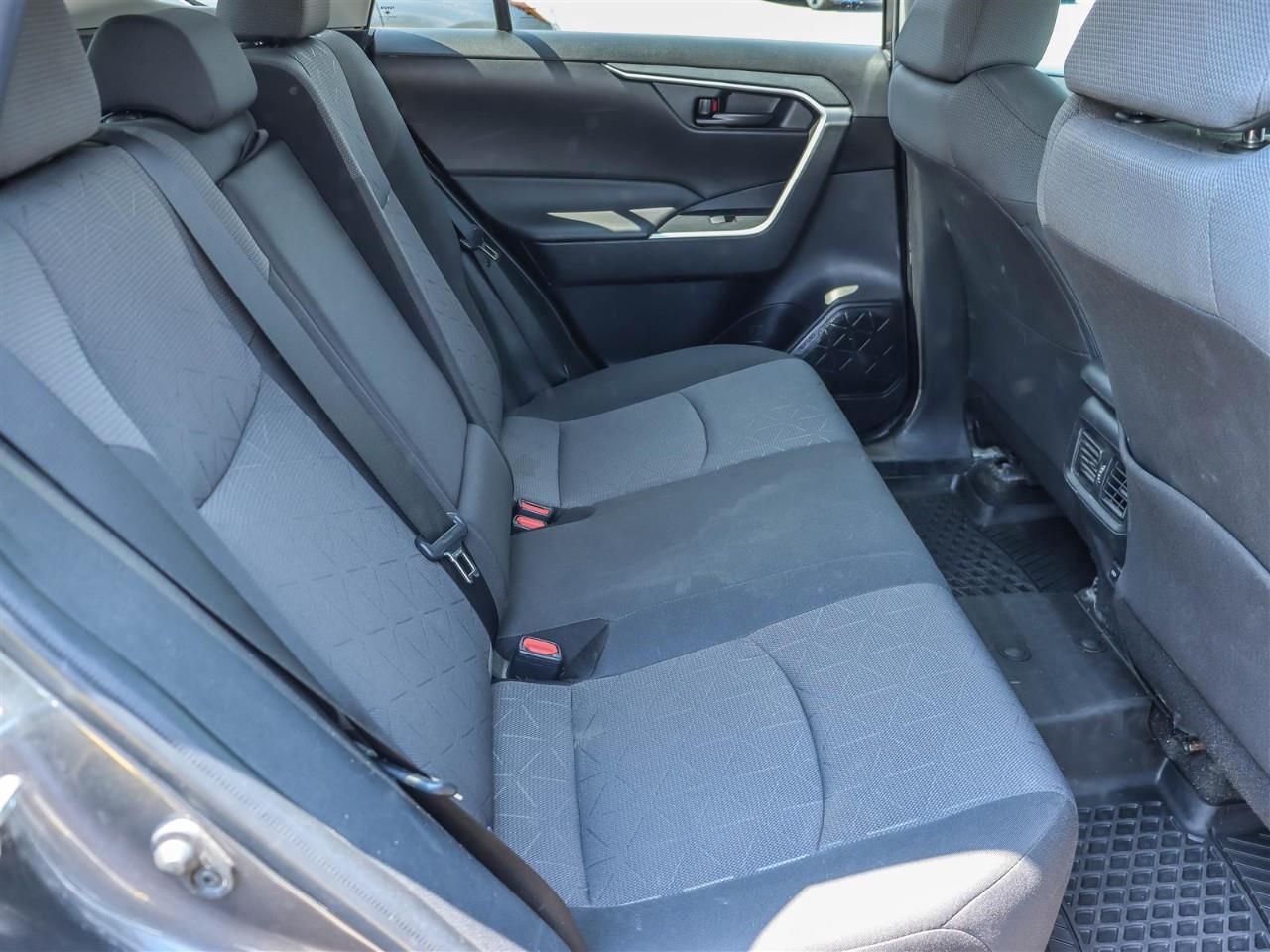 2022 Toyota RAV4 LE 4dr All-wheel Drive Photo