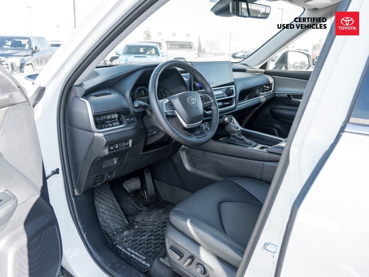 2025 Toyota Grand Highlander Hybrid XLE 4dr All-Wheel Drive Photo