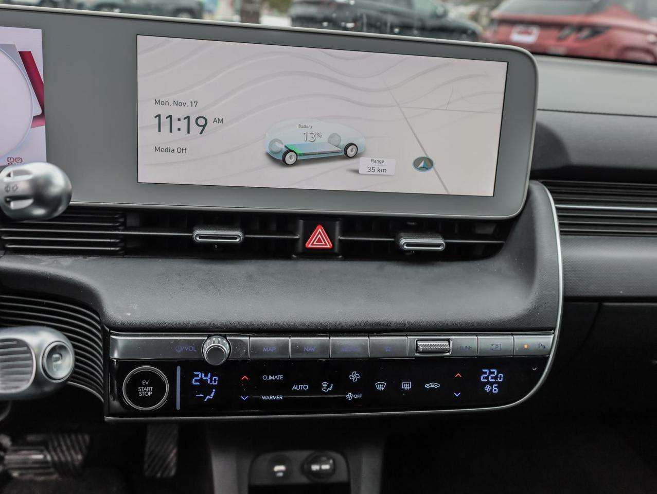 2024 Hyundai IONIQ 5 Preferred Long Range 4x2 Photo