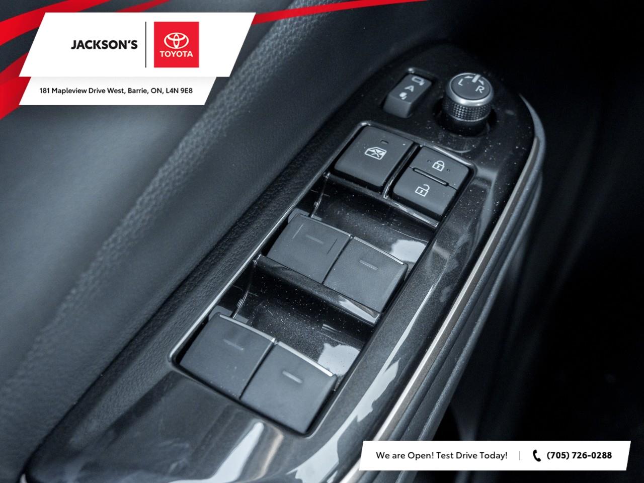 2025 Toyota Crown Signia Limited 4dr All-Wheel Drive Photo