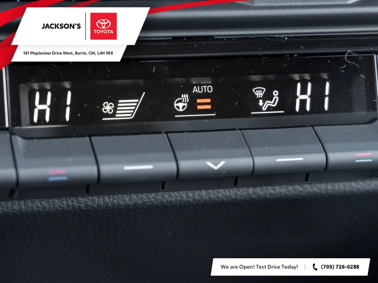 2025 Toyota Crown Signia Limited 4dr All-Wheel Drive Photo