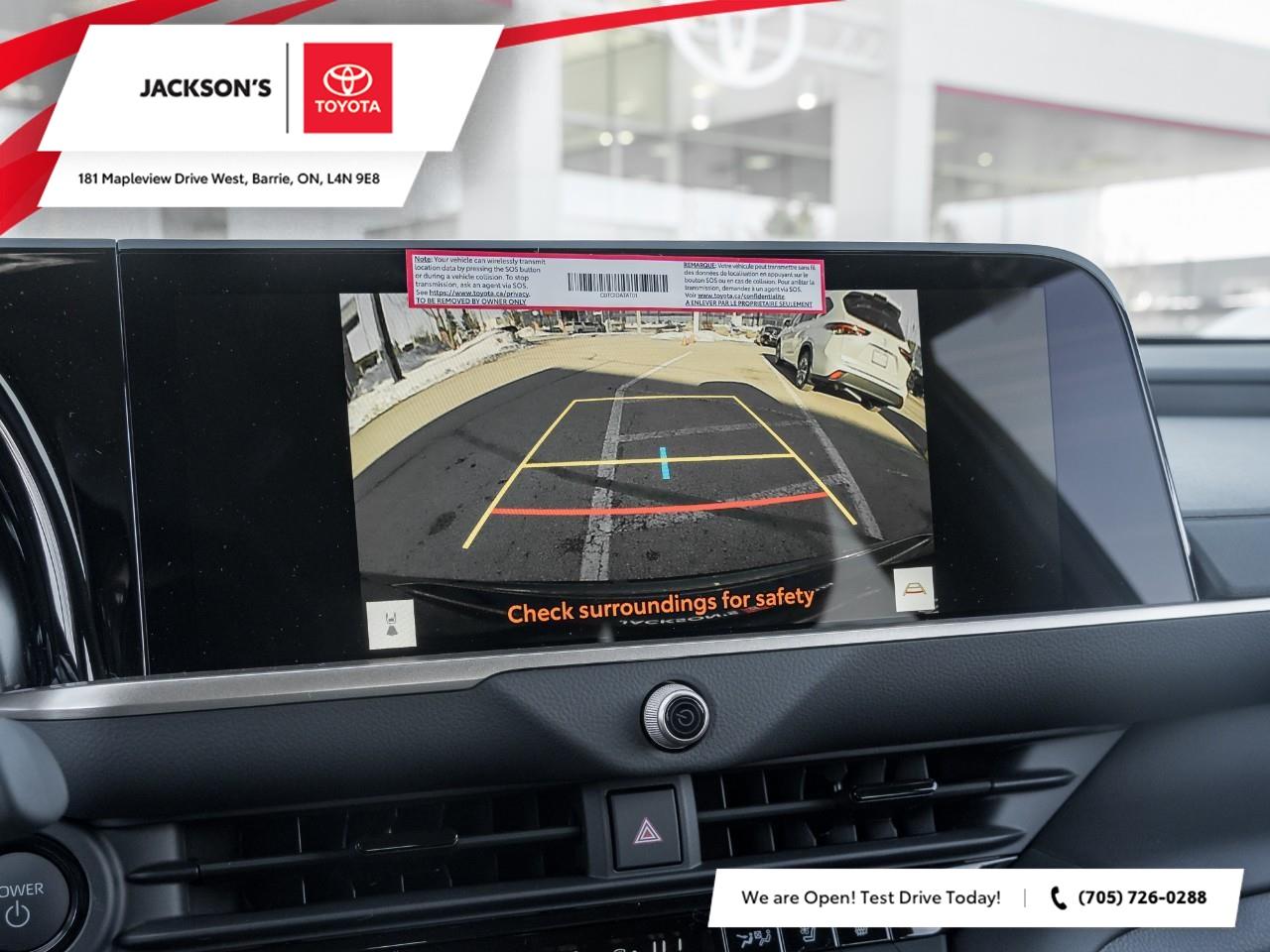 2025 Toyota Crown Signia Limited 4dr All-Wheel Drive Photo