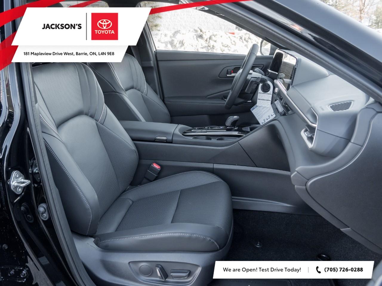 2025 Toyota Crown Signia Limited 4dr All-Wheel Drive Photo