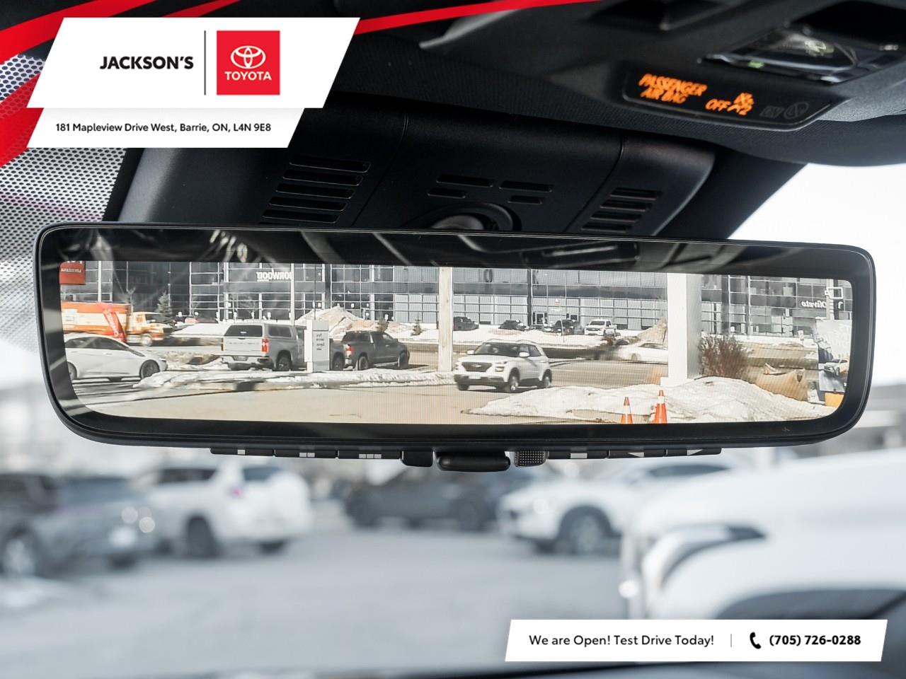 2025 Toyota Crown Signia Limited 4dr All-Wheel Drive Photo