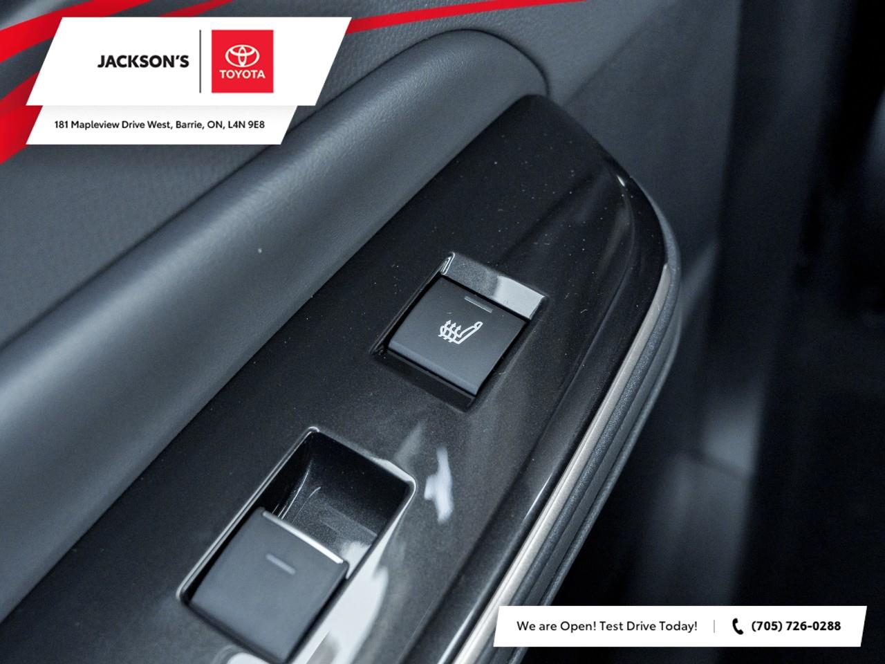 2025 Toyota Crown Signia Limited 4dr All-Wheel Drive Photo