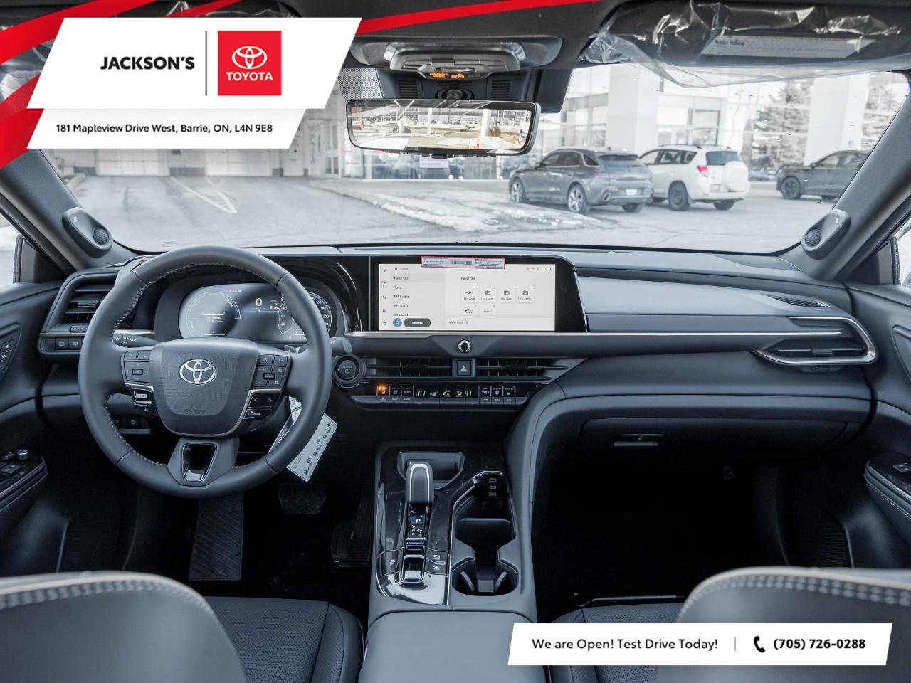 2025 Toyota Crown Signia Limited 4dr All-Wheel Drive Photo