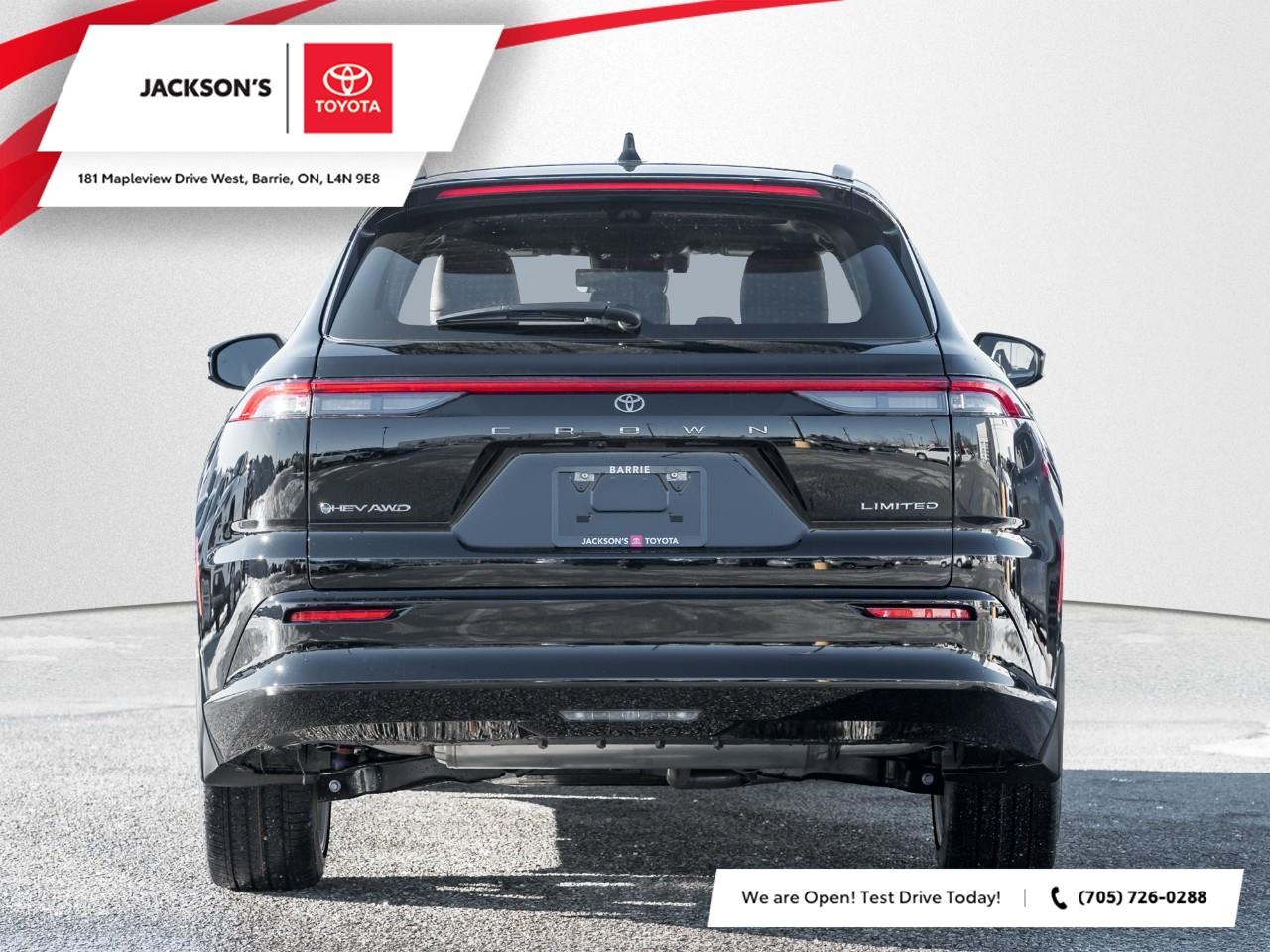 2025 Toyota Crown Signia Limited 4dr All-Wheel Drive Photo