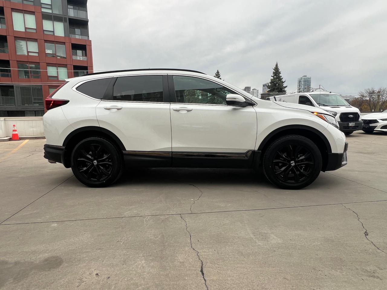 2021 Honda CR-V Black Edition 4dr All-Wheel Drive Photo