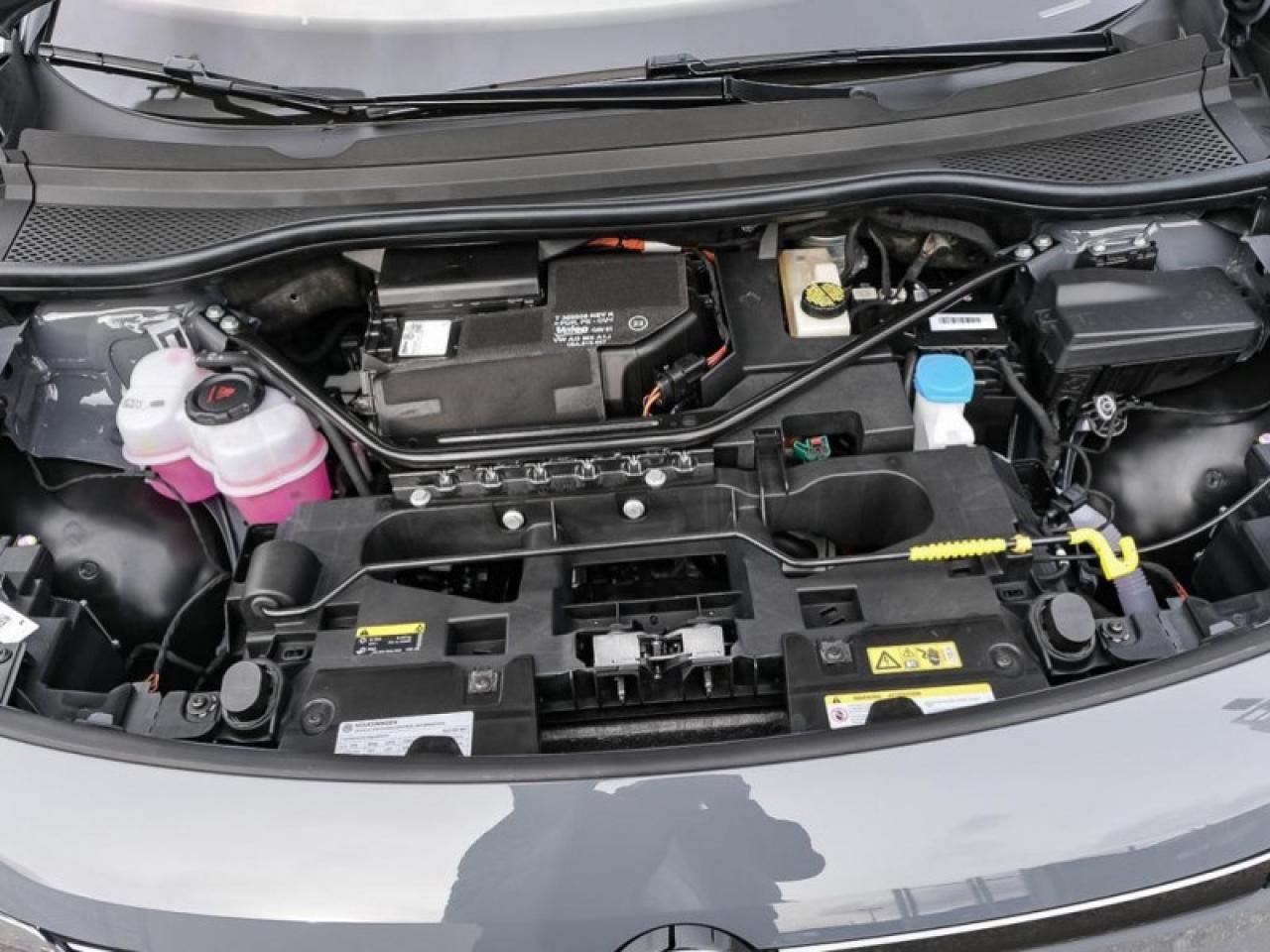 2025 Volkswagen ID.4 Pro S AWD Photo