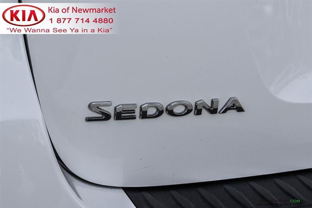 2020 Kia Sedona SX Passenger Van Photo